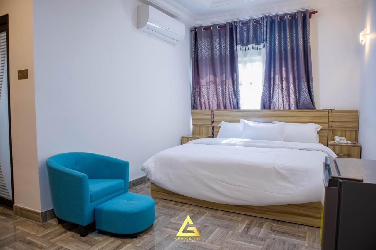 George Vee Hotel Ltd 쿠마시 외부 사진